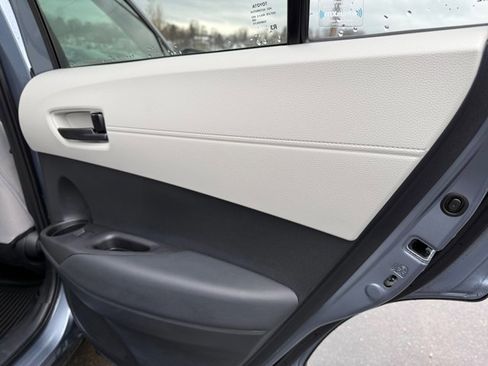 Certified 2025 Toyota Corolla Cross LE image 27