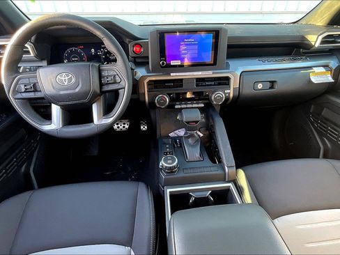 New 2025 Toyota Tacoma TRD Sport image 6