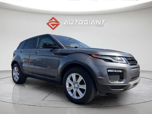 Used 2019 Land Rover Range Rover Evoque SE AWD/4WD image 11