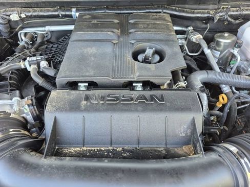 Certified 2025 Nissan Frontier PRO-4X AWD/4WD image 24
