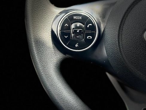 Used 2021 Kia Soul LX FWD image 33