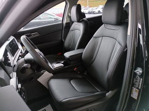 New 2026 Kia Sportage EX w/ EX Panorama Roof Package image 17