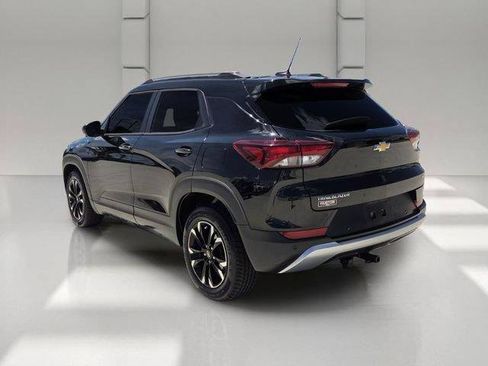 Certified 2021 Chevrolet TrailBlazer LT w/ Convenience Package FWD image 3