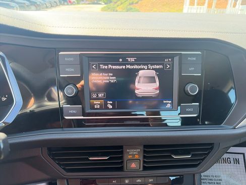 Used 2024 Volkswagen Jetta S FWD image 18