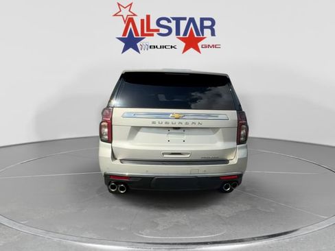 Used 2023 Chevrolet Suburban Premier w/ Advanced Technology Package AWD/4WD image 6