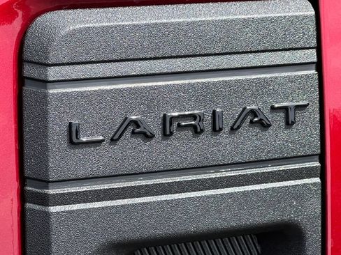 Used 2026 Ford Maverick Lariat w/ Black Appearance Package AWD/4WD image 2