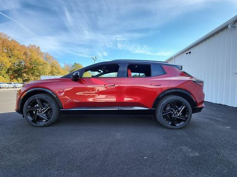 New 2026 Chevrolet Equinox EV RS image 2