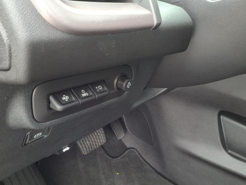 Certified 2024 GMC Terrain AT4 w/ Infotainment Package II AWD/4WD image 24