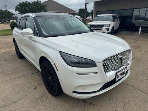 Used 2022 Lincoln Corsair Reserve w/ Equipment Group 201A AWD/4WD image 7