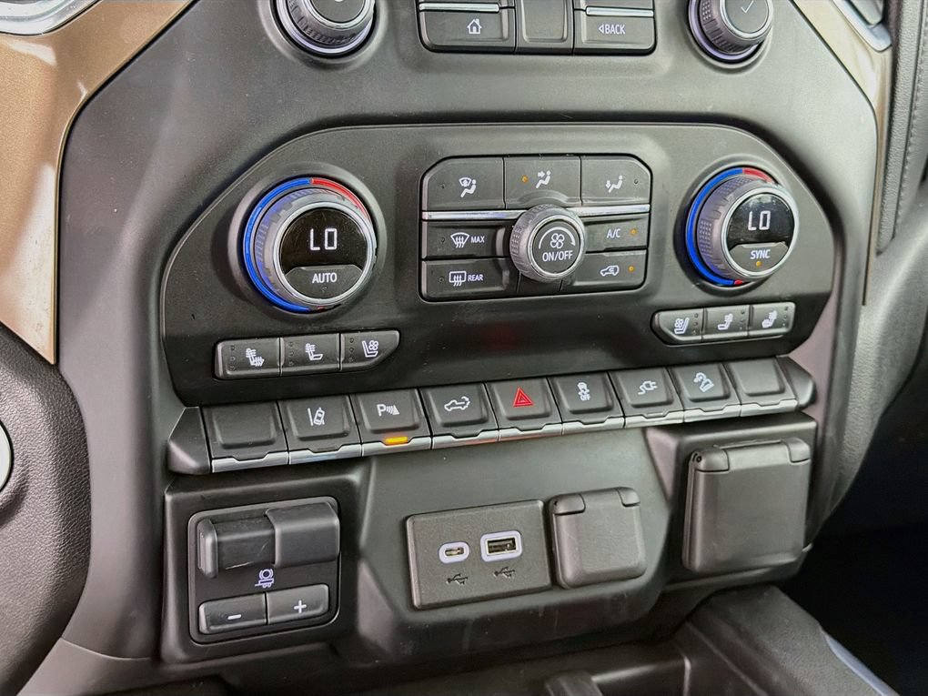 Used 2023 Chevrolet Silverado 2500 High Country w/ LPO, Dark Essentials Package AWD/4WD image 20