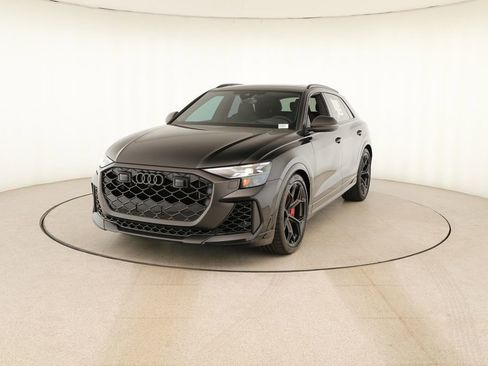New 2026 Audi RS Q8 performance image 12