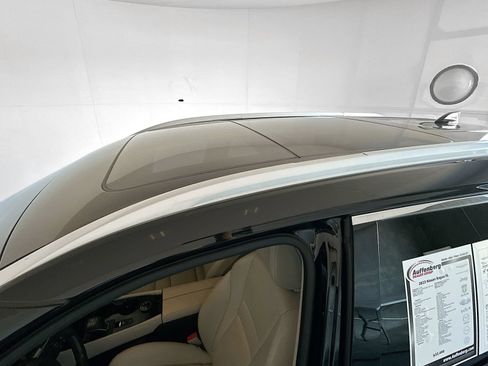 Used 2023 Nissan Rogue SL w/ SL Premium Package AWD/4WD image 23