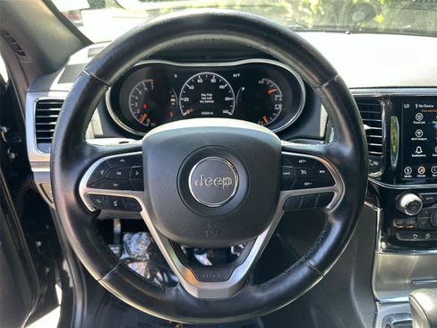 Used 2022 Jeep Grand Cherokee Limited AWD/4WD image 16