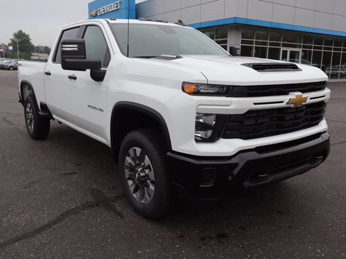 New 2026 Chevrolet Silverado 2500 Custom w/ Custom Value Package AWD/4WD image 2