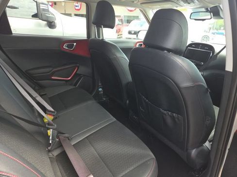 Used 2023 Kia Soul GT-Line FWD image 17