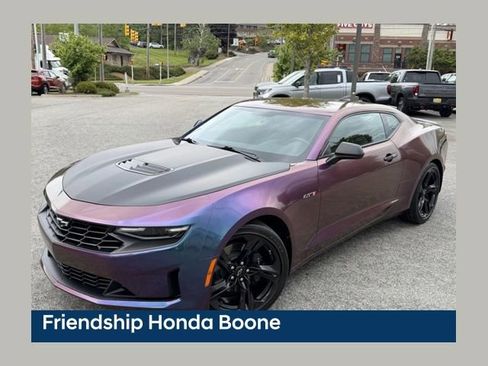 Used 2021 Chevrolet Camaro LT RWD image 1