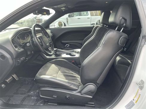 Used 2017 Dodge Challenger R/T Scat Pack image 10