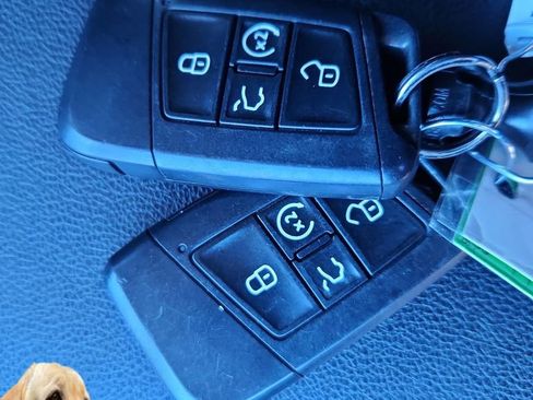 Used 2019 Volkswagen Atlas SE image 26