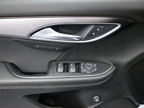 New 2025 Buick Envision Sport Touring image 13