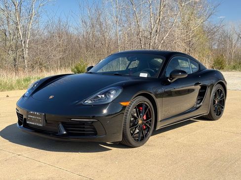 Used 2024 Porsche 718 Cayman S image 15