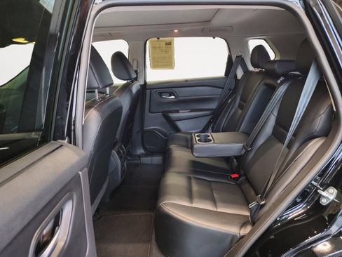Certified 2024 Nissan Rogue SL w/ SL Premium Package FWD image 27