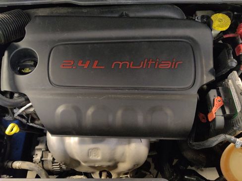 Used 2019 Jeep Compass Latitude FWD image 30