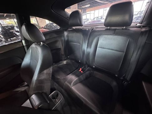 Used 2012 Volkswagen Beetle 2.5 FWD image 13