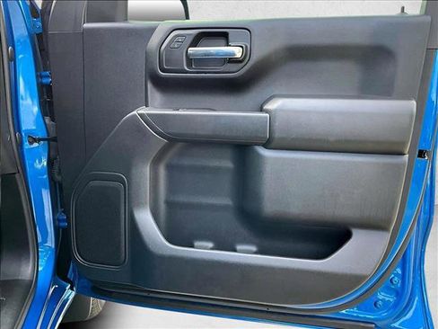 Certified 2023 Chevrolet Silverado 1500 Custom image 19