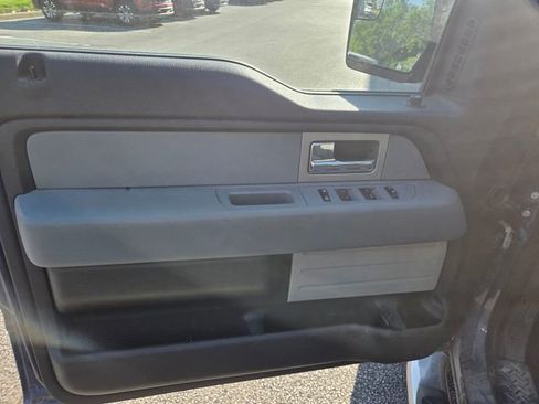 Used 2011 Ford F150 XLT w/ XLT Chrome Pkg AWD/4WD image 11
