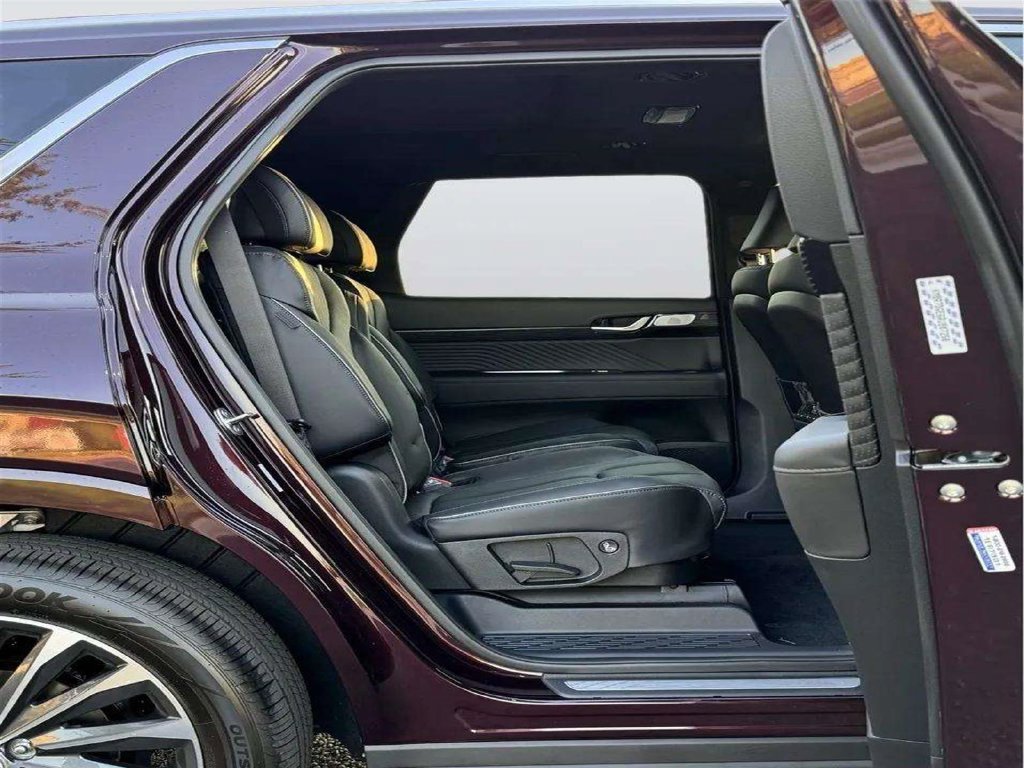 Certified 2024 Hyundai Palisade Calligraphy AWD/4WD image 9