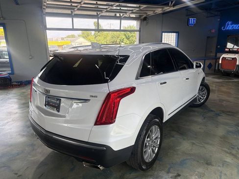 Used 2018 Cadillac XT5 Luxury w/ Driver Awareness Package AWD/4WD image 2