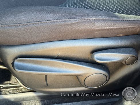 Used 2021 Jeep Cherokee Latitude image 21