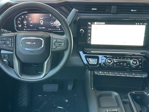 New 2026 GMC Sierra 2500 AT4 w/ AT4 Premium Plus Package AWD/4WD image 14