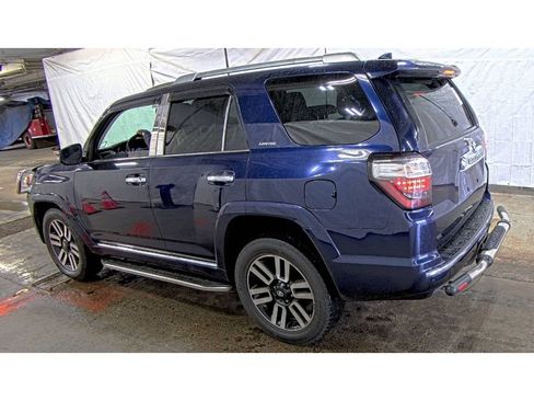 Used 2016 Toyota 4Runner Limited AWD/4WD image 4