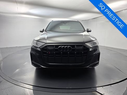Used 2023 Audi SQ7 Prestige AWD/4WD image 2