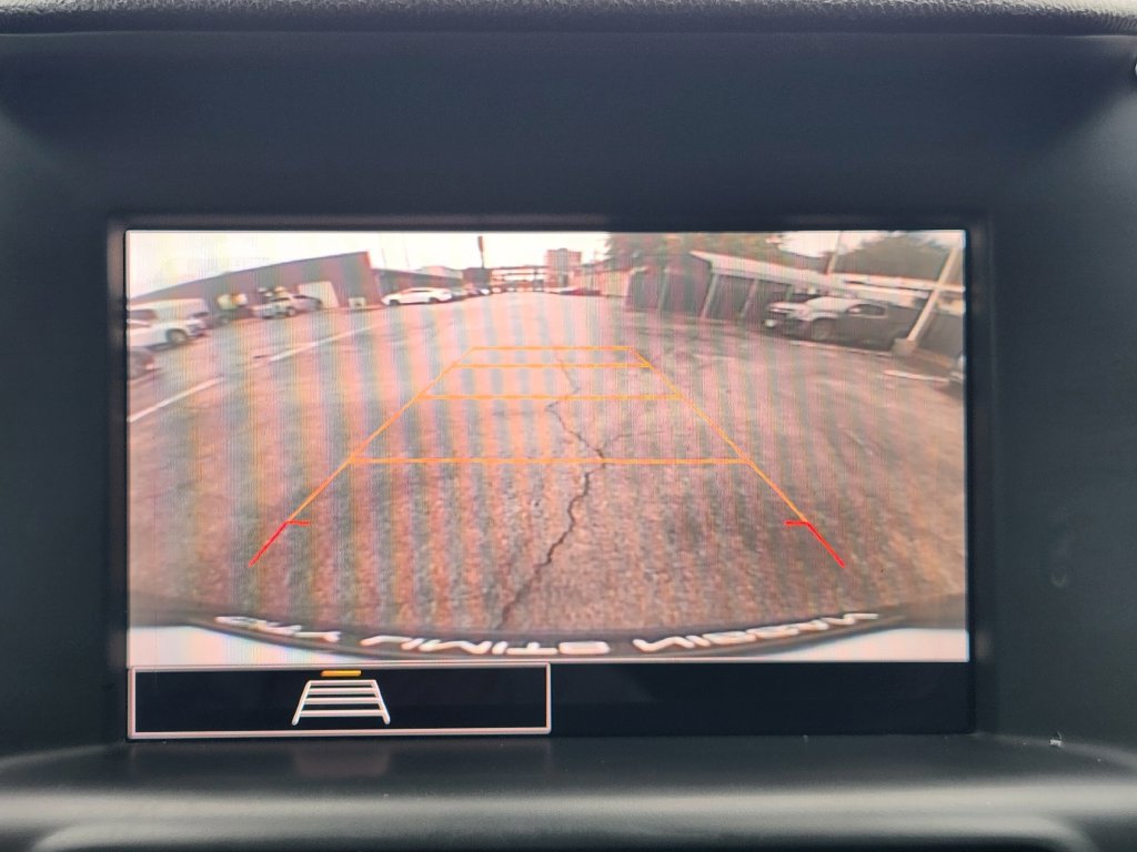 Used 2023 GMC Terrain SLE w/ Driver Convenience Package FWD image 17