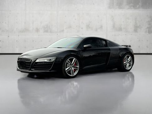 Used 2015 Audi R8 V8 image 3