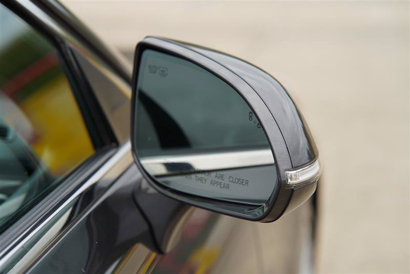 Used 2019 Genesis G90 5.0 Ultimate RWD image 41
