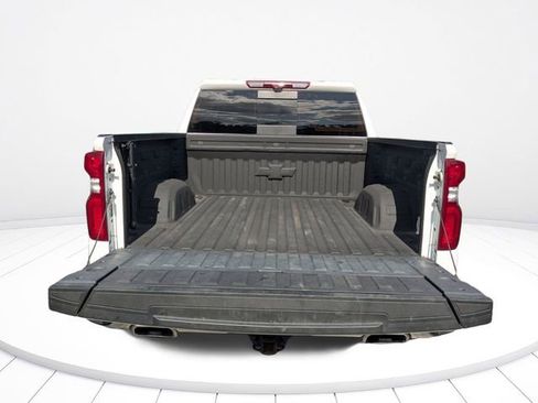 Used 2024 Chevrolet Silverado 1500 LTZ w/ Technology Package image 12