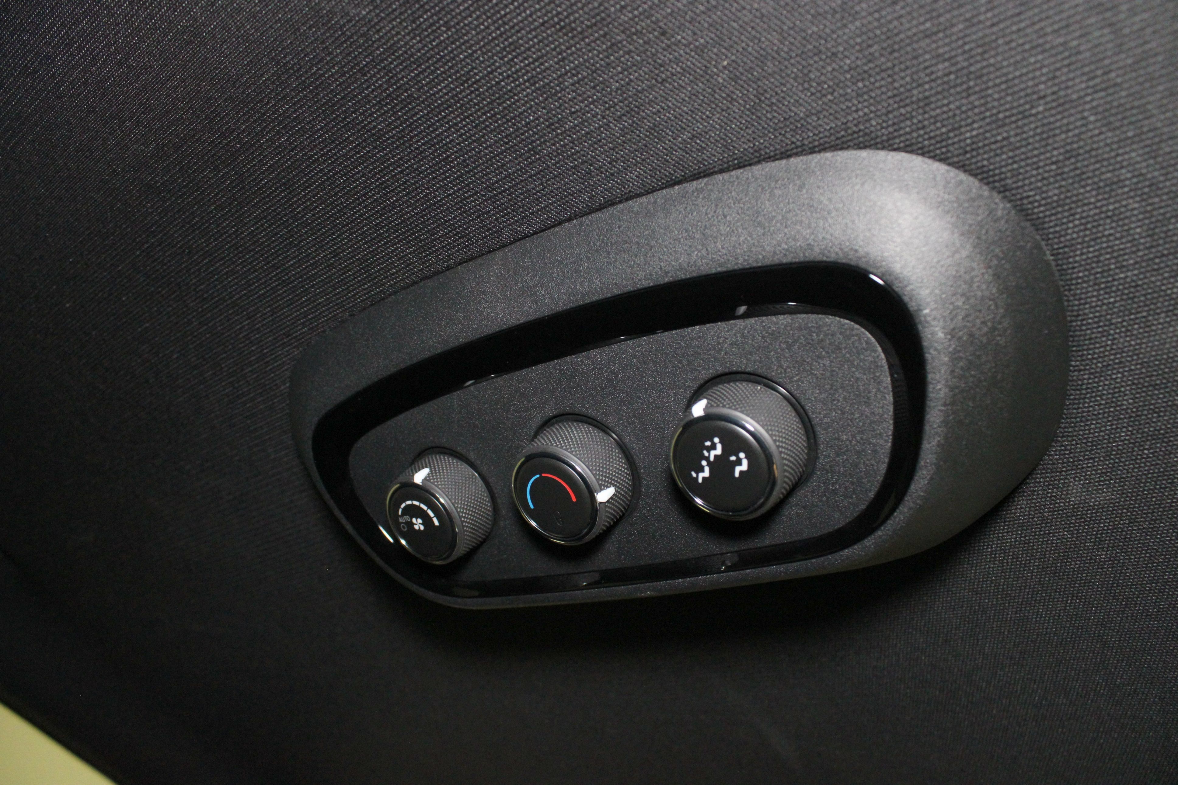Used 2025 Dodge Durango R/T AWD/4WD image 18