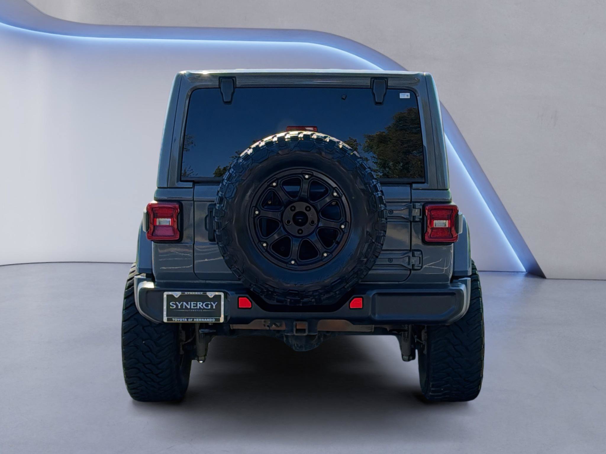 Used 2020 Jeep Wrangler Unlimited Sahara w/ LED Lighting Group AWD/4WD image 8