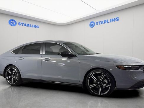 Used 2023 Honda Accord Sport image 12