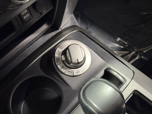 Used 2017 Toyota 4Runner SR5 image 41