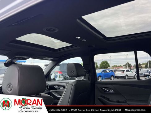 Certified 2023 Chevrolet Traverse RS w/ LPO, Floor Liner Package AWD/4WD image 16