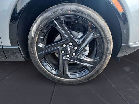 New 2026 Chevrolet Equinox EV RS w/ Active Safety Package 3 AWD/4WD image 9