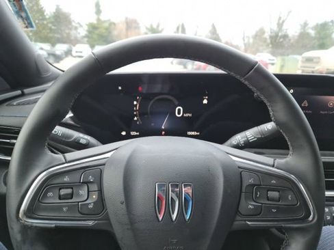 Used 2024 Buick Envista Sport Touring w/ Convenience I Package image 13