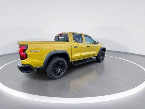 Used 2023 Chevrolet Colorado Trail Boss w/ Technology Package AWD/4WD image 8