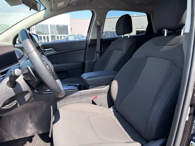 Used 2026 Kia Sportage LX FWD image 15