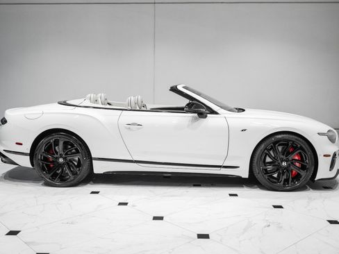 New 2026 Bentley Continental GTC AWD/4WD image 5