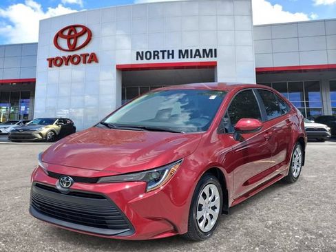 Used 2026 Toyota Corolla LE FWD image 2